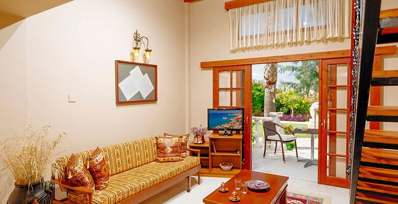 Almond Holiday Village