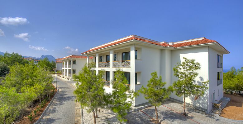 Korineum Golf Resort Hotel
