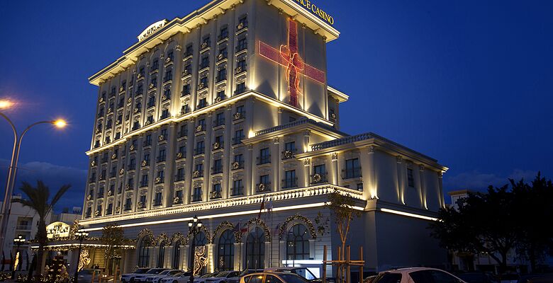 Lord's Palace Hotel