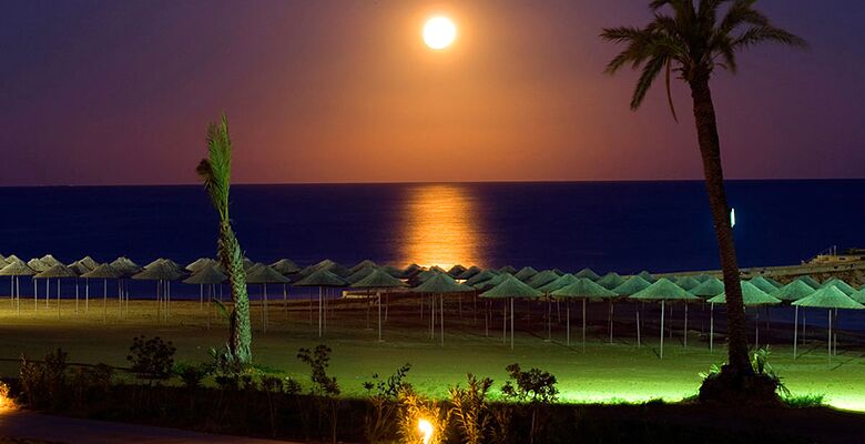 Noah's Ark Deluxe Hotel & Spa