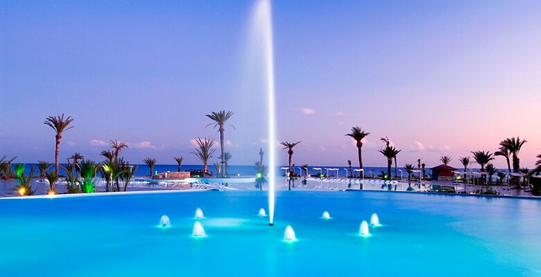 Noah's Ark Deluxe Hotel & Spa