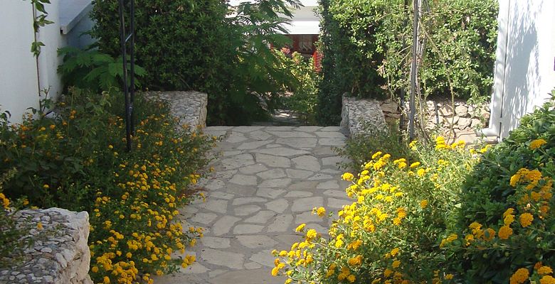 Onar Holiday Village