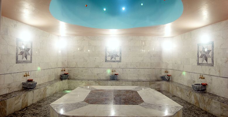 Onar Holiday Village