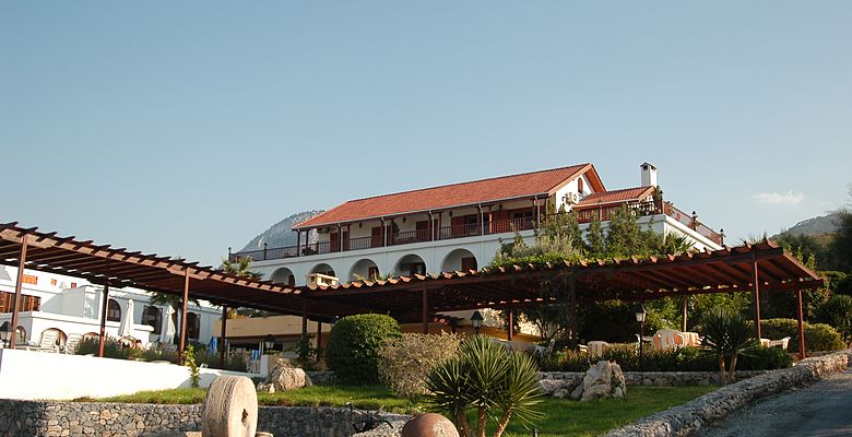 Onar Holiday Village