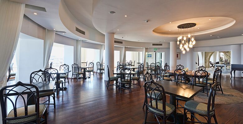 Palm Beach Hotel