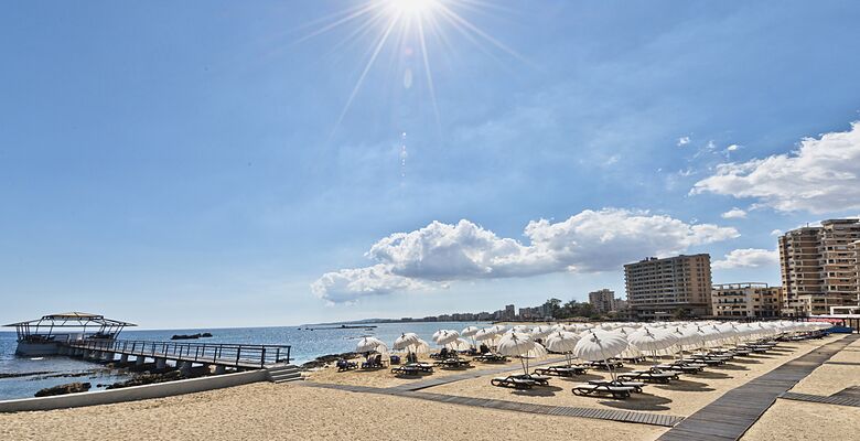 Palm Beach Hotel