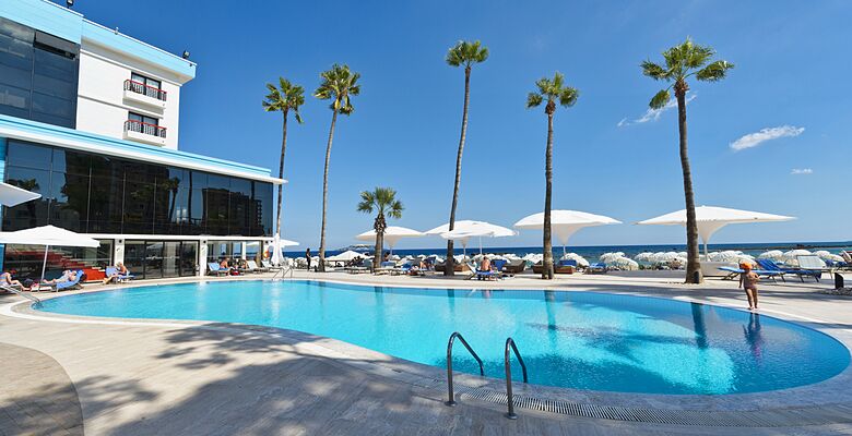 Palm Beach Hotel