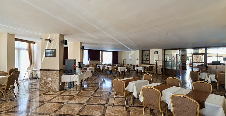 Pia Bella Hotel