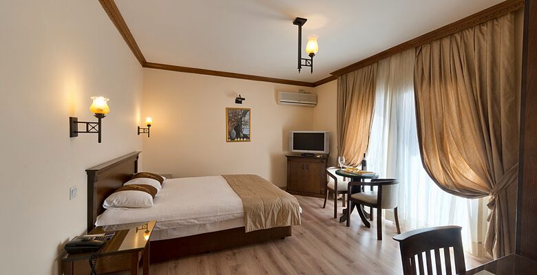 Pia Bella Hotel