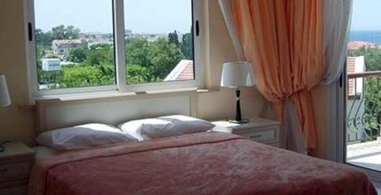 Prince Inn Hotel and Villas