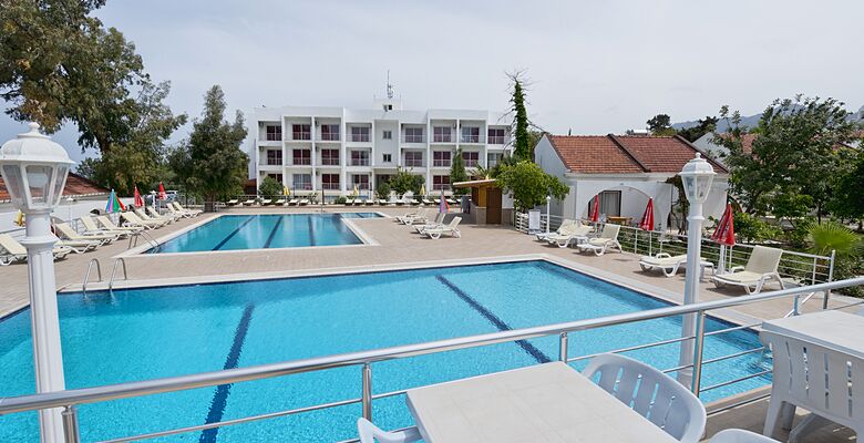 Rose Gardens Holiday Village