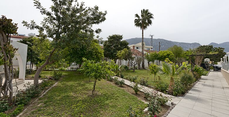 Rose Gardens Holiday Village