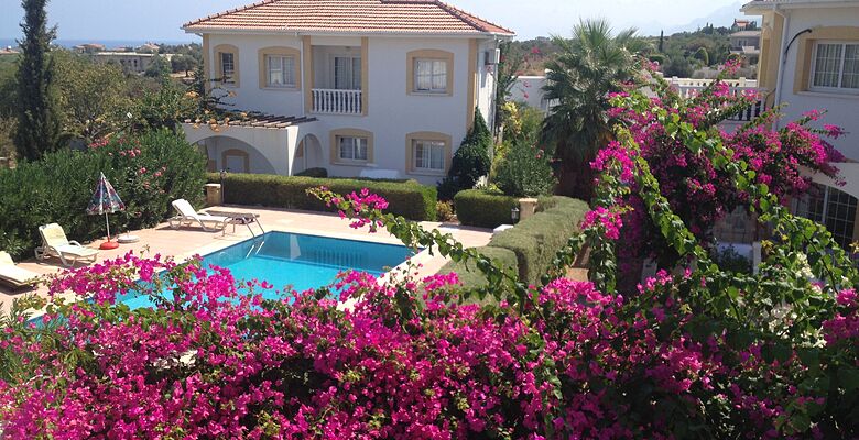 Villa Club Holiday Village